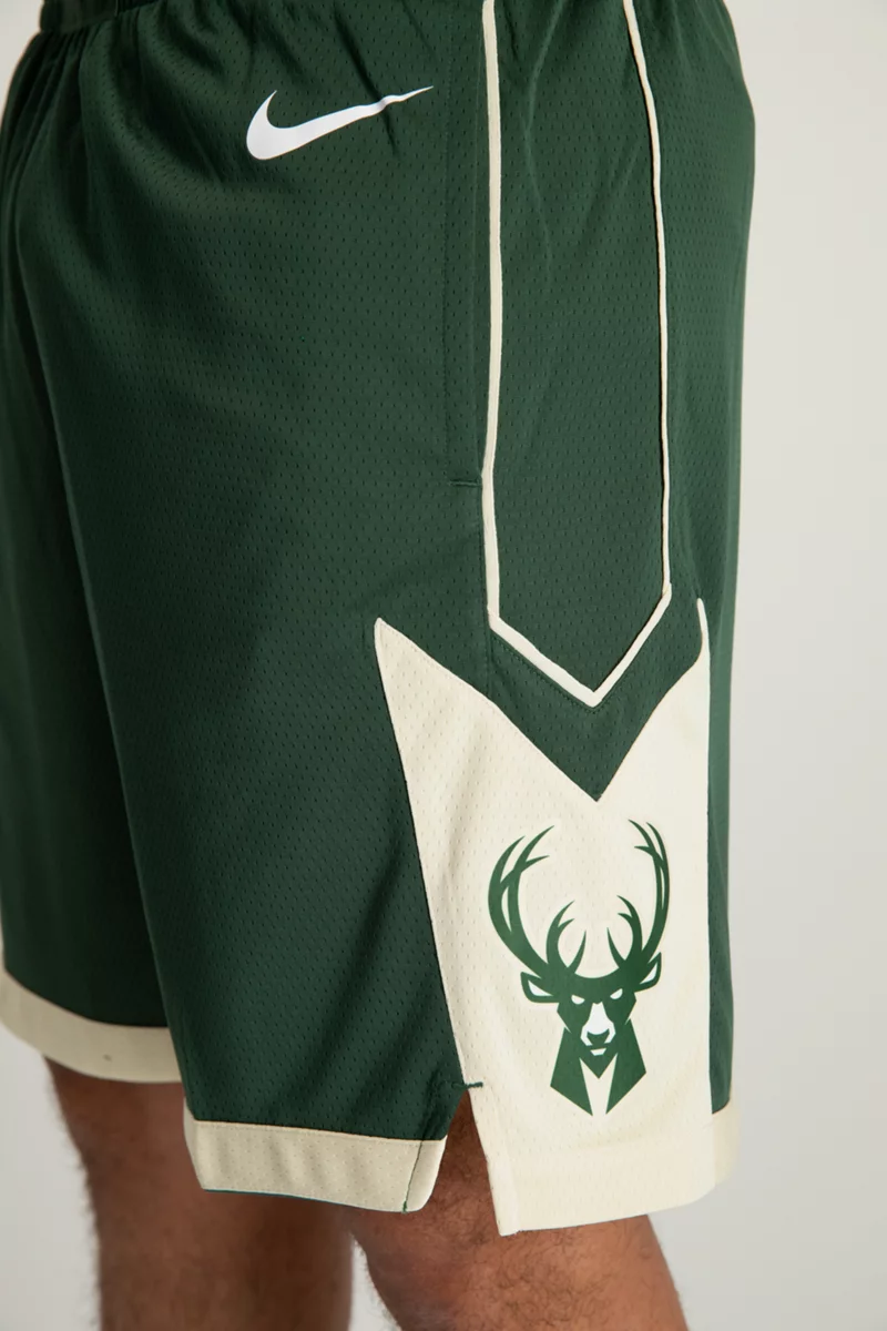 Nike Milwaukee Bucks Herren Basketballshort