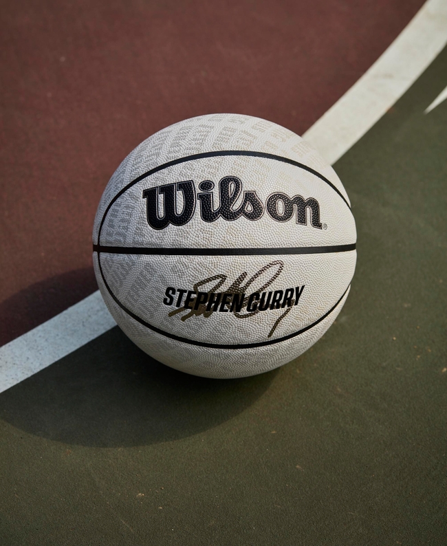 NBA Player Icon UV Basketball - Curry