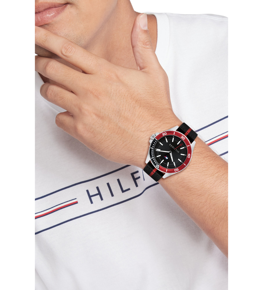 Relógio analógico Tommy Hilfiger Logan preto
