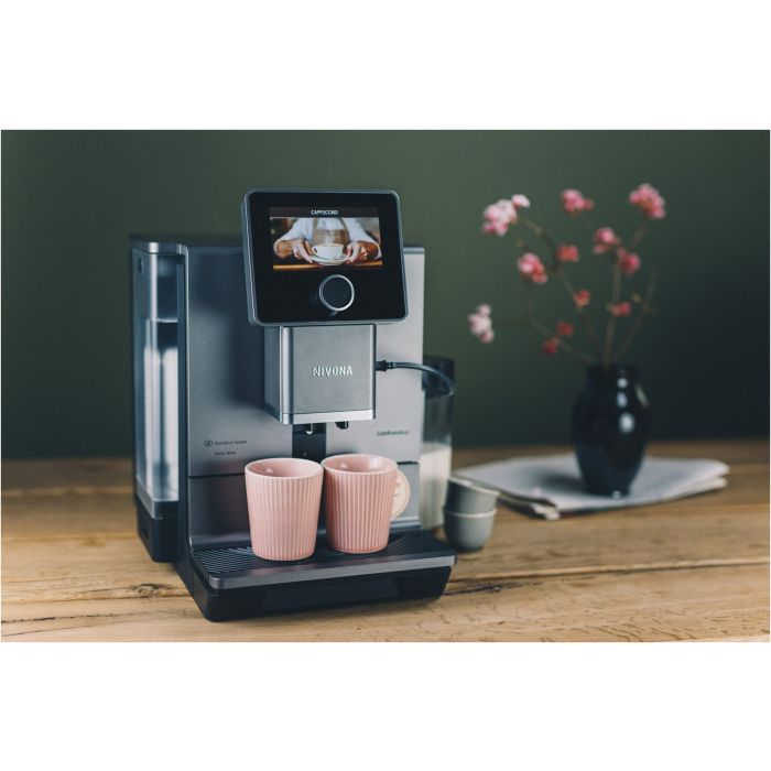 Nivona Kaffeevollautomat CafeRomatica NICR 970 // 1kg Nivona Kaffee gratis