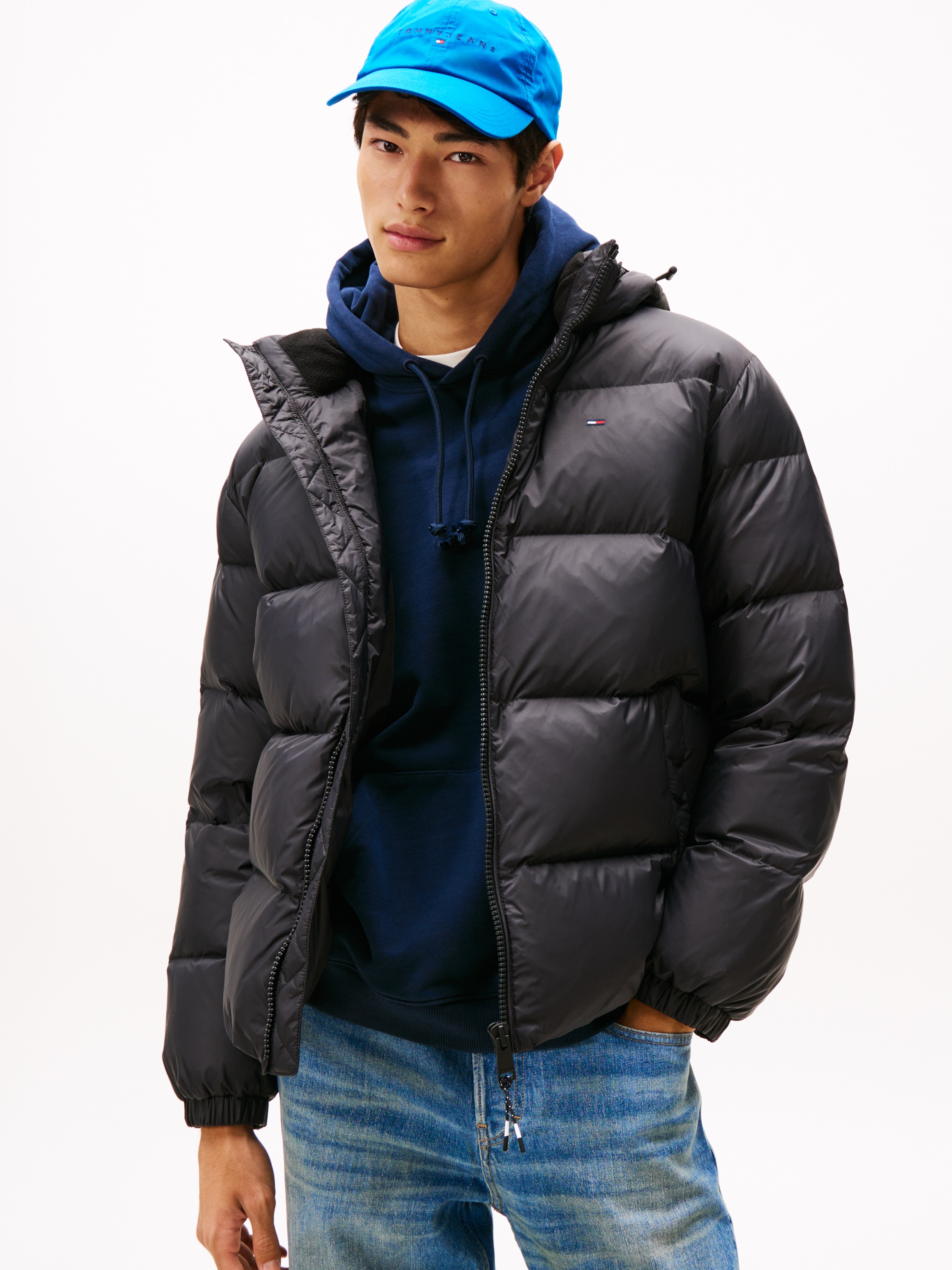 Tommy Jeans Steppjacke »TJM ESSENTIAL DOWN JACKET EXT« mit Kapuze Winterjacke Outdoorjacke Gefüttert 2 in 1 Jacke abnehmbare Kapuze