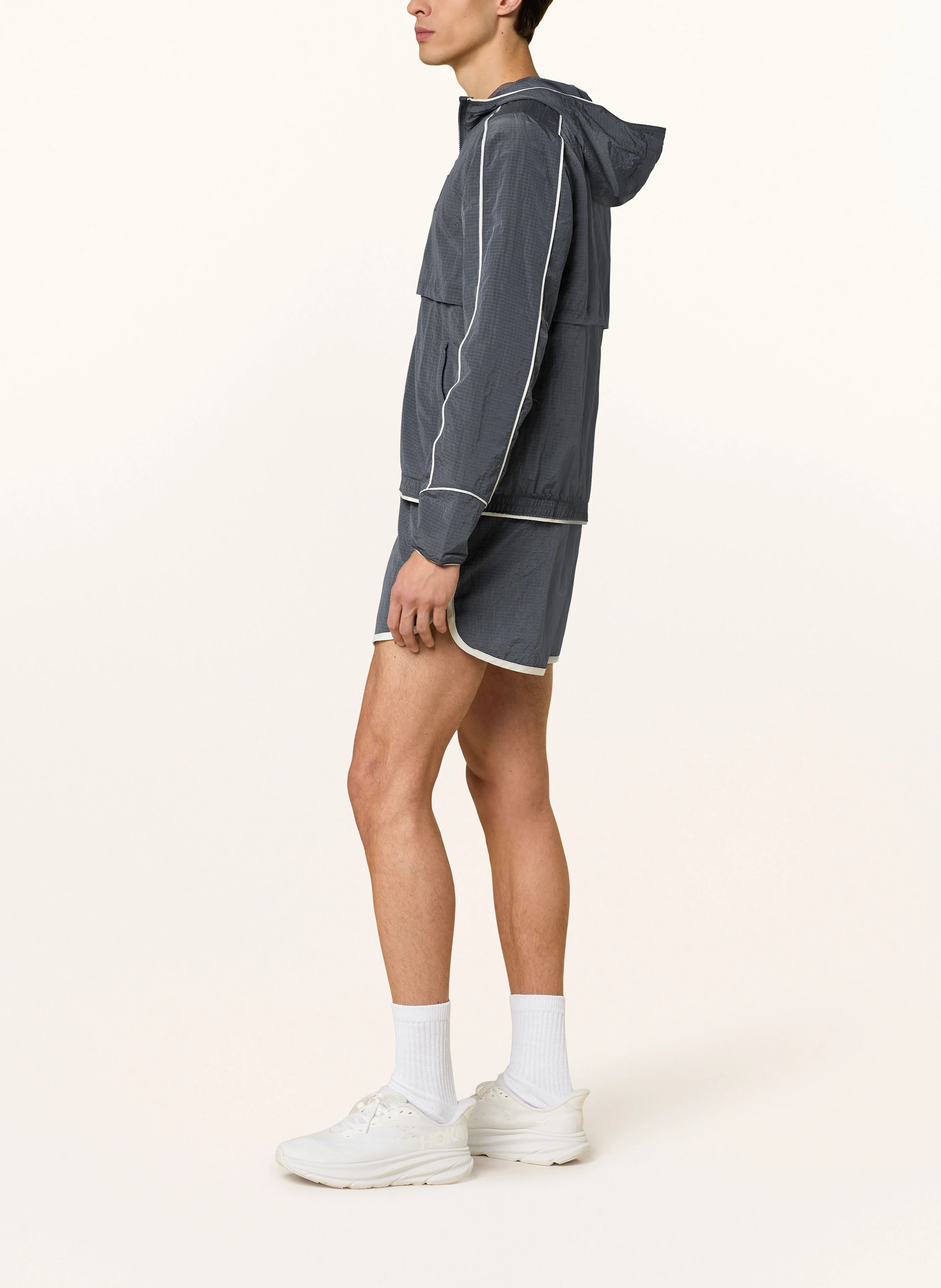 UNDER ARMOUR Laufshorts 96 RUN