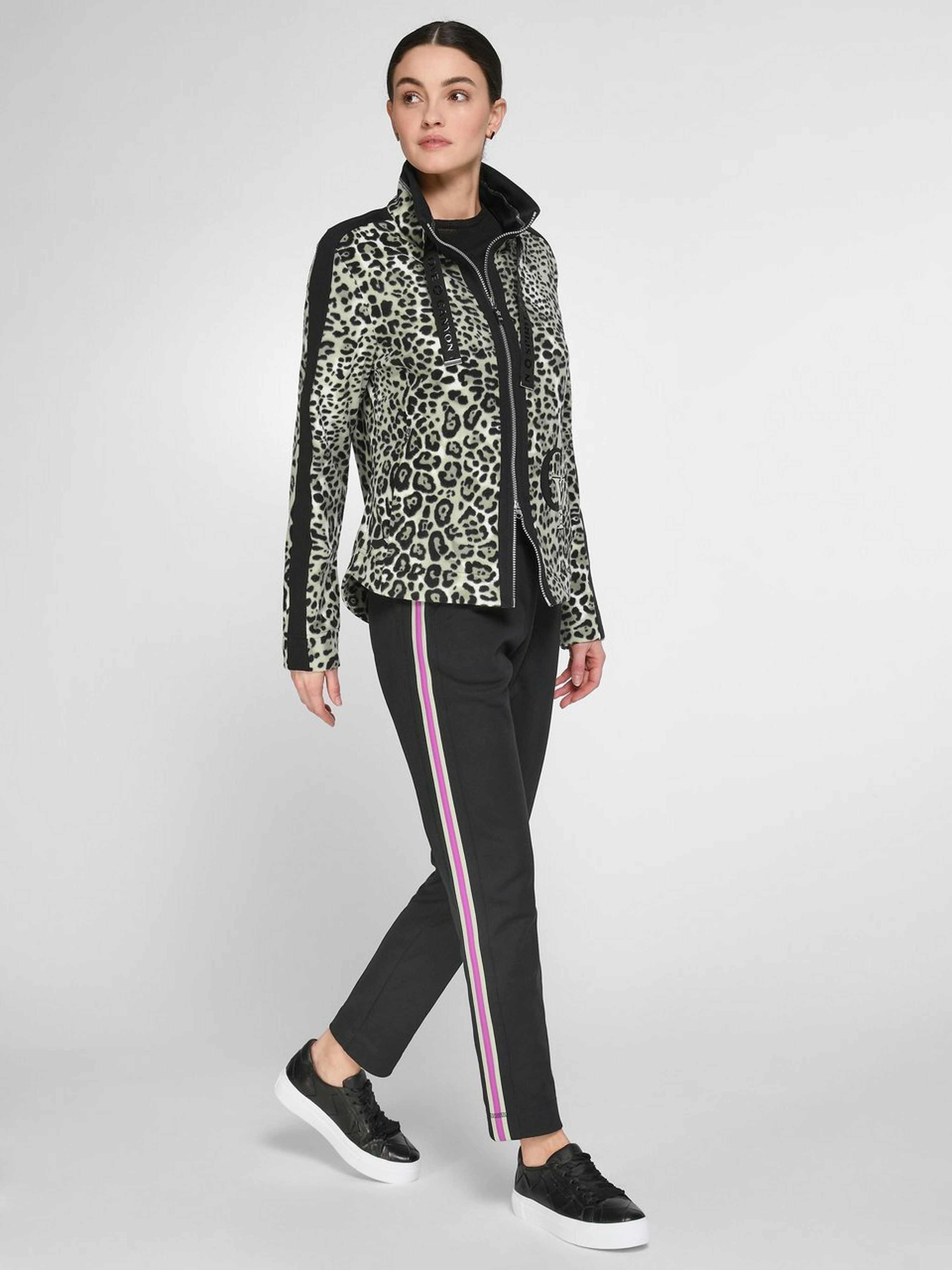 Fleece-Jacke mit Stehkragen