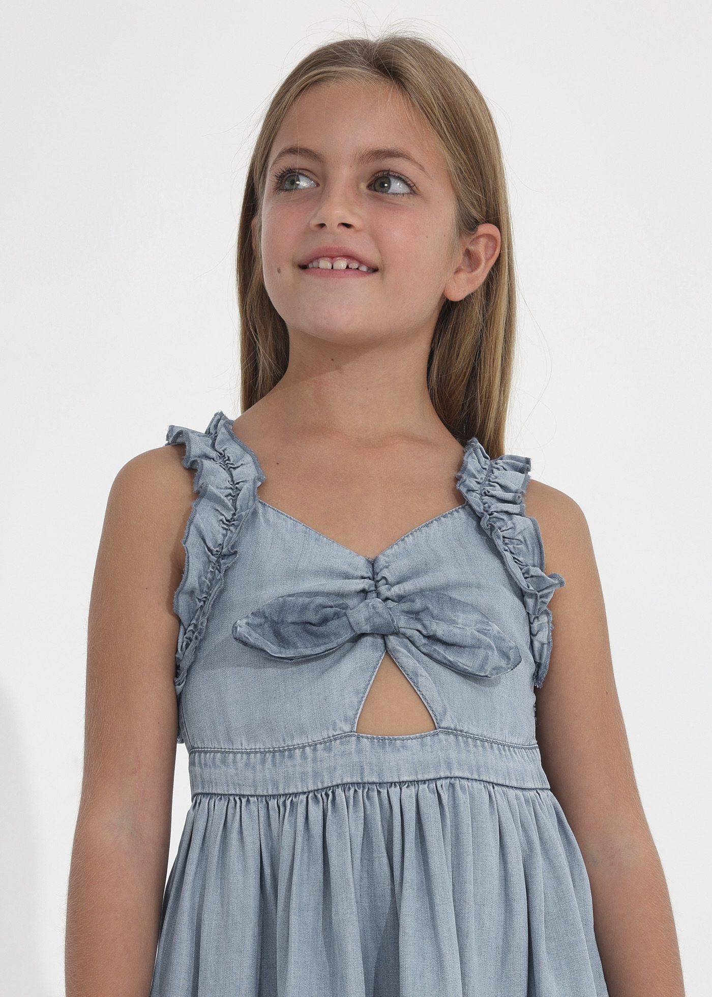 Vestido jeans fluido para meninas, confeccionado em TENCEL™ Lyocell.