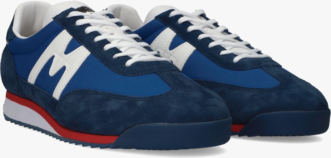 blauwe karhu lage sneakers mestari