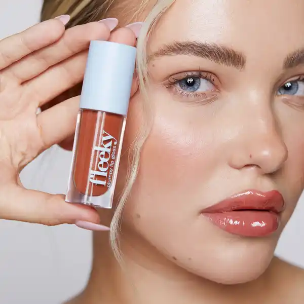 Plumpy Lip Gloss Toffee Brown #2