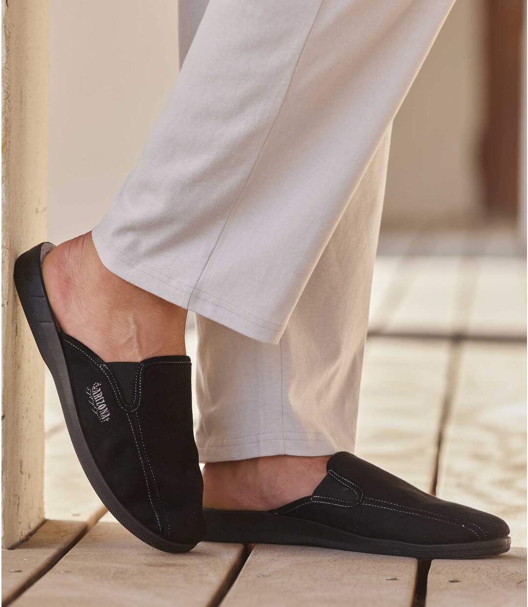 Chaussons Suédine Doublés Polaire