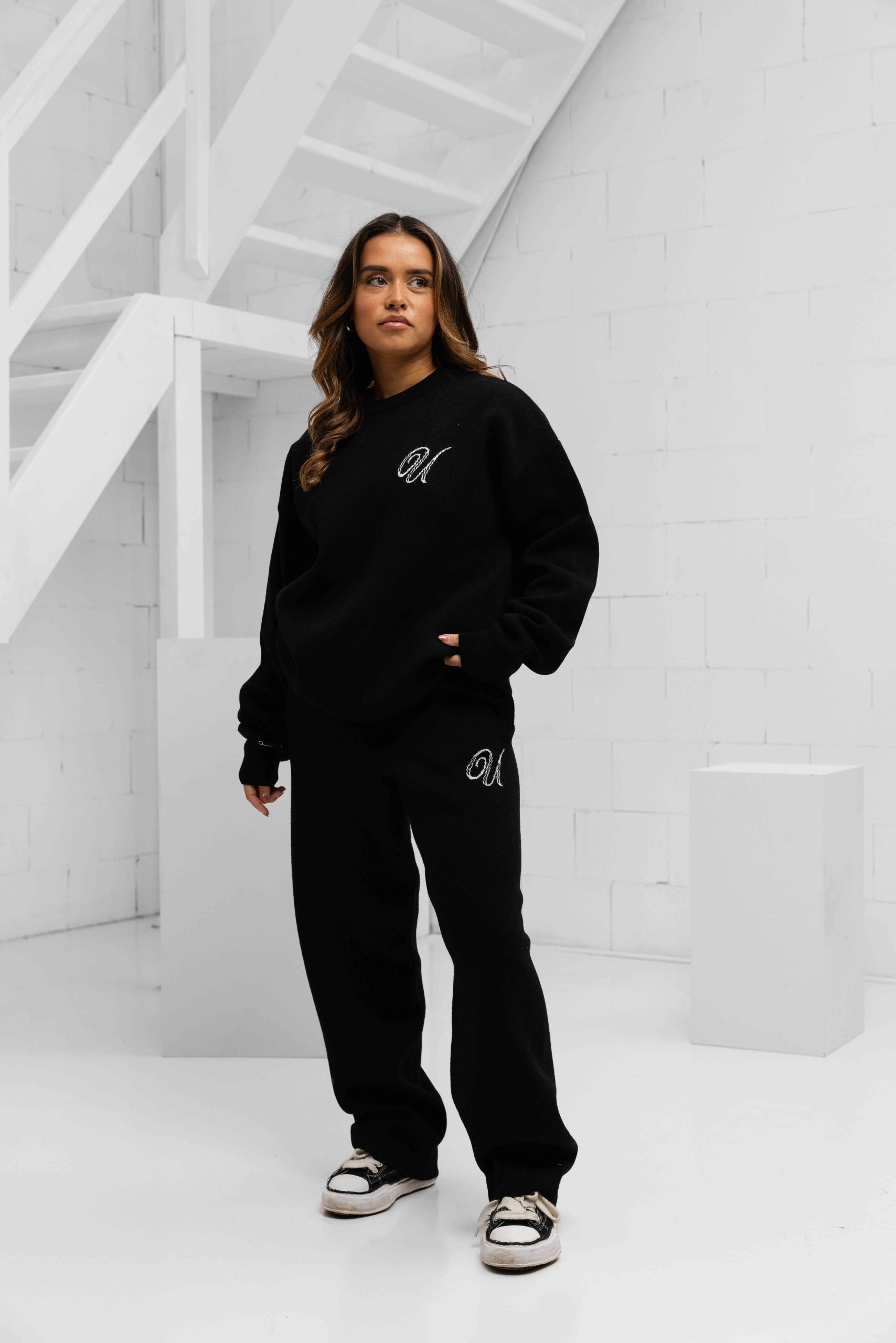 24 Uomo Knitted Trainingspak Dames Zwart