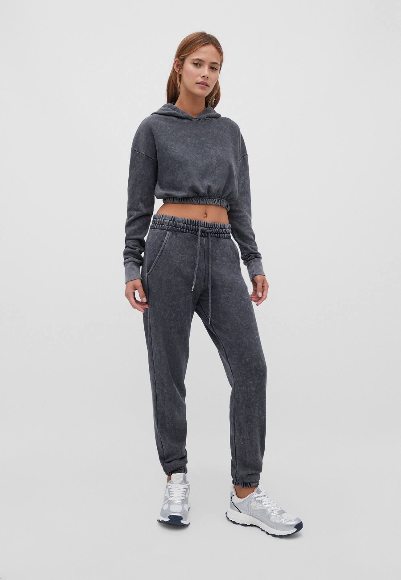 Moletom cropped com efeito desbotado