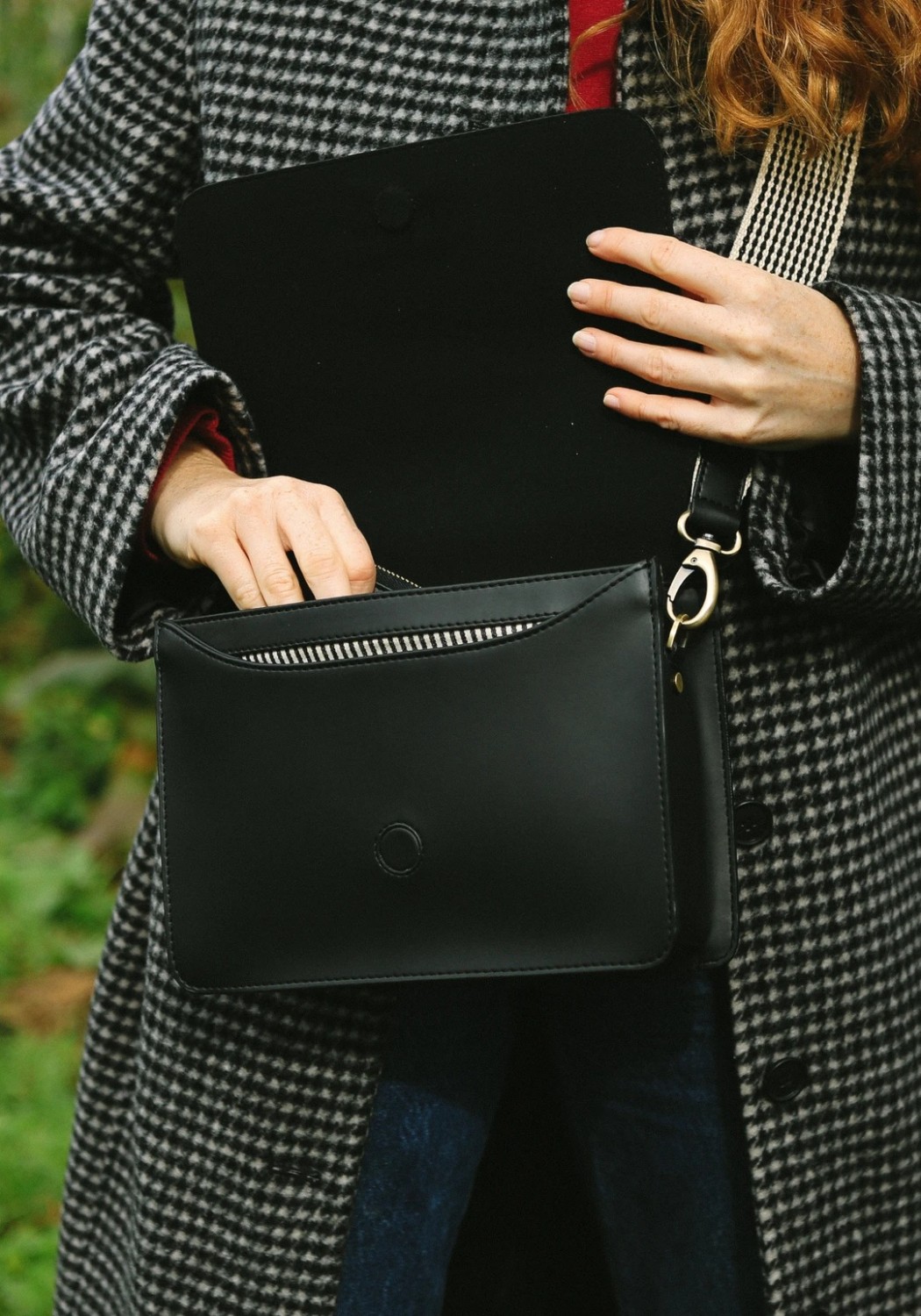 O My Bag Handtasche Audrey Apple Leather Black