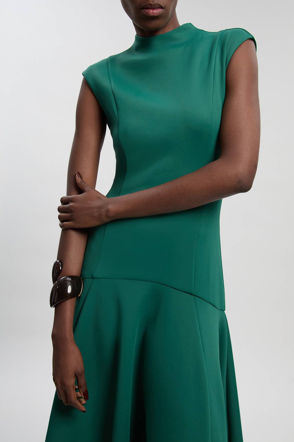 KarenMillen Robe Maxi Tissée à Ourlet Volants et Effet Scuba