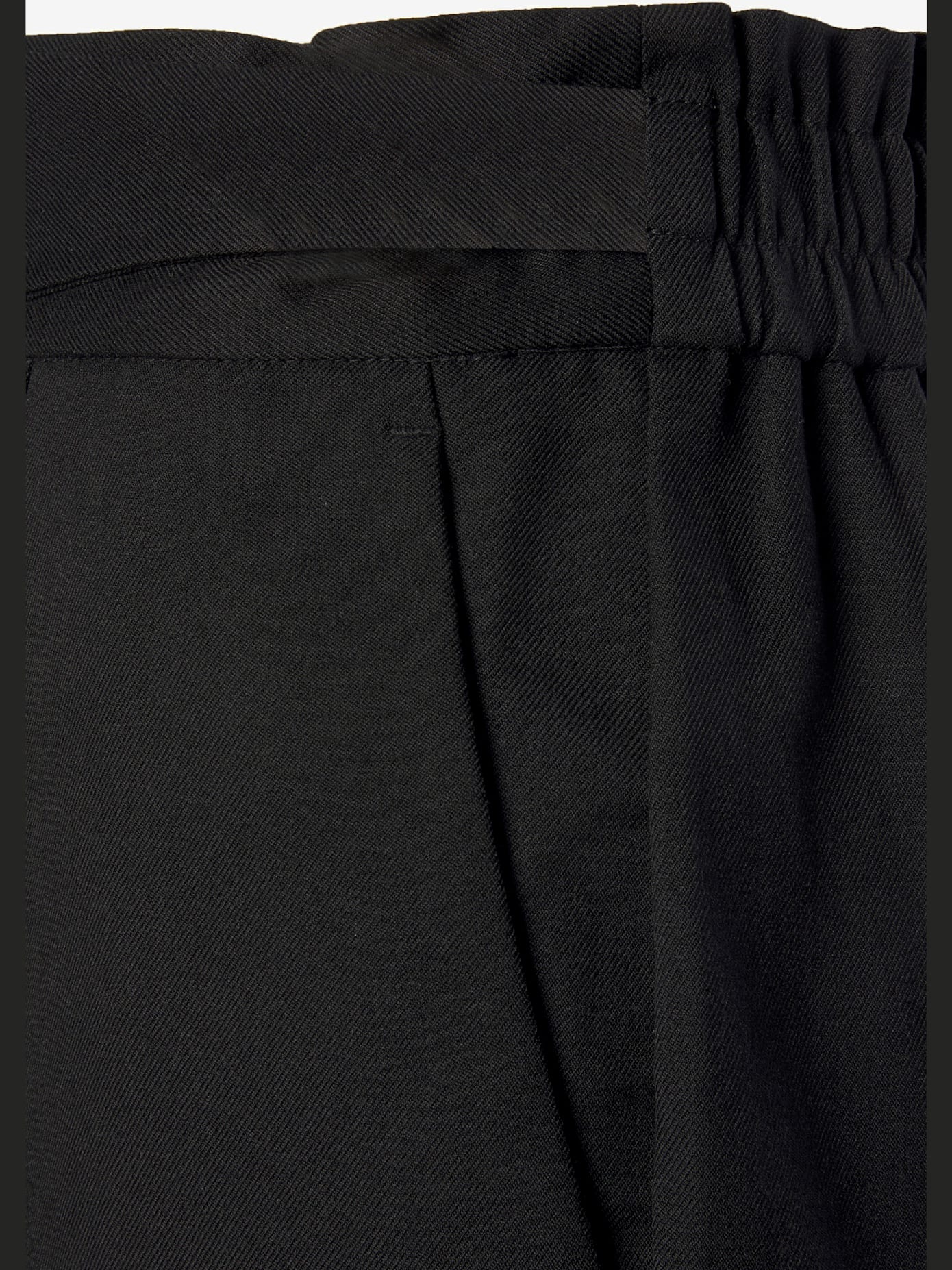 Pantalon élégant avec ceinture lisse