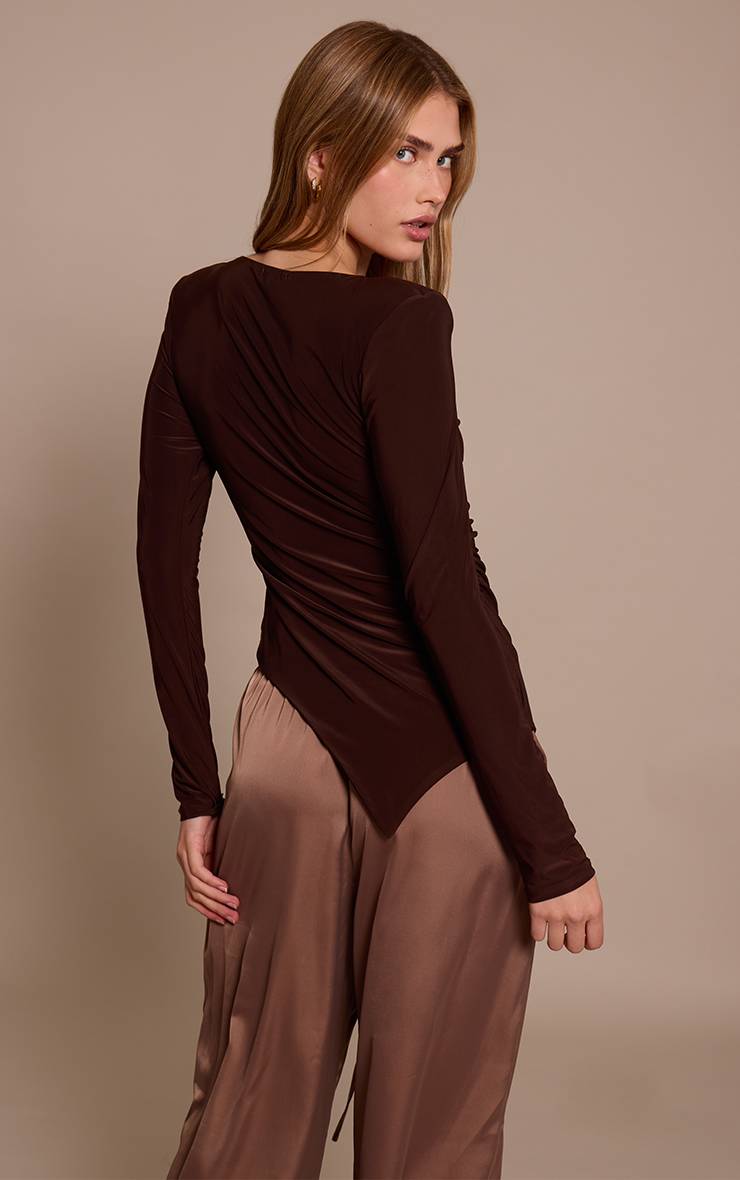 Chocolat Haut Asymétrique À Épaulettes En Tissu Slinky Double Couche