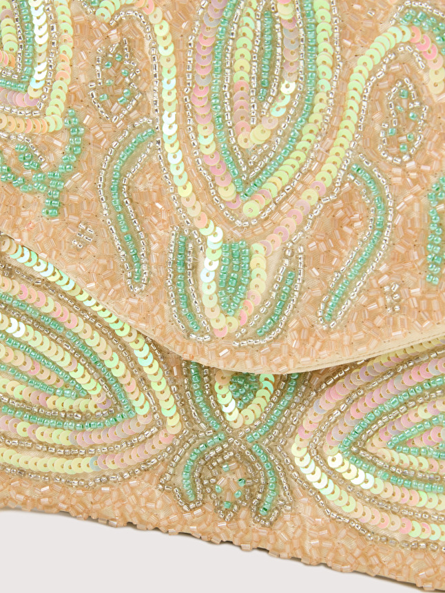 Pochette perlée
