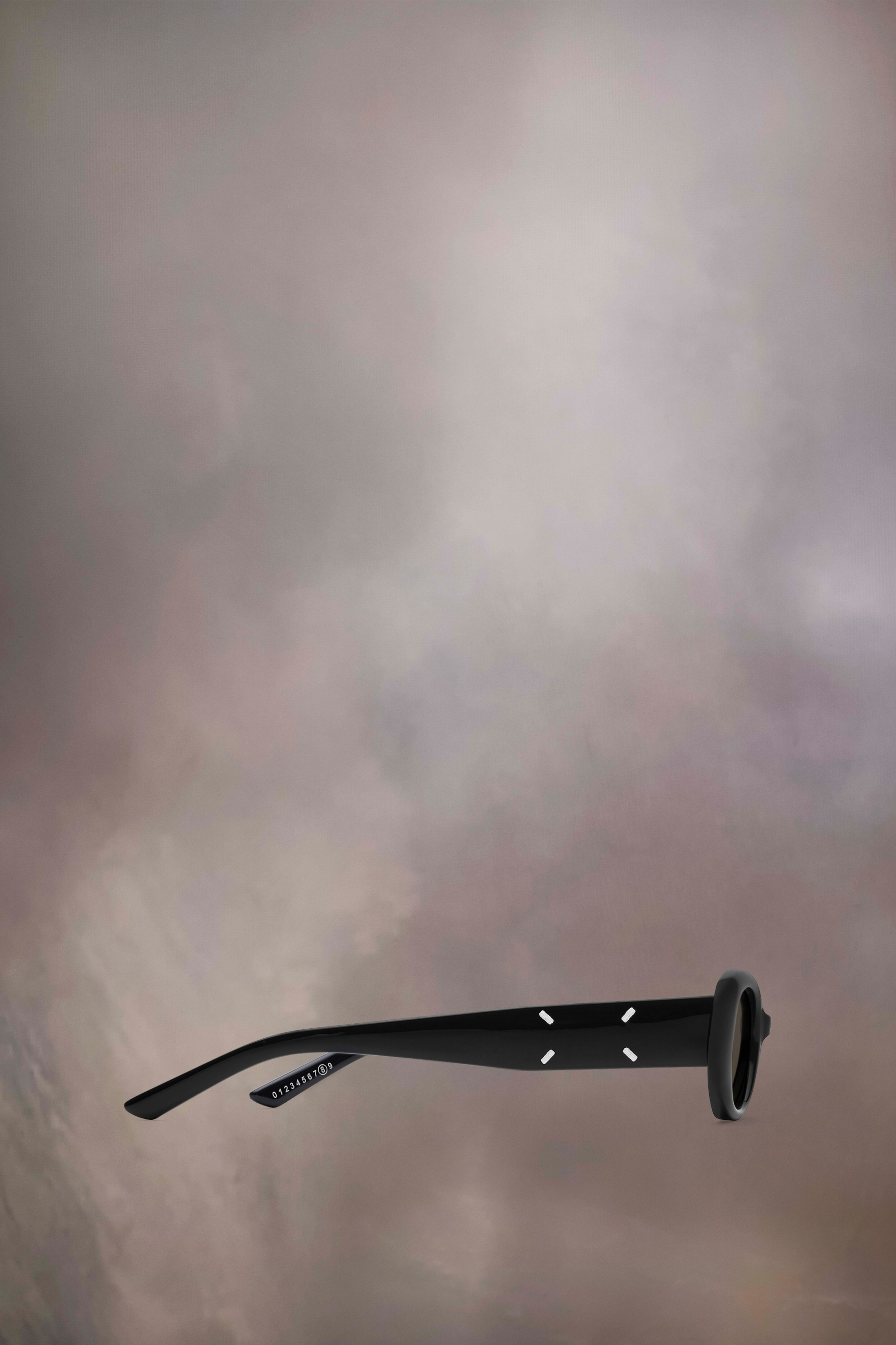 Lunettes de soleil noires ovales x Gentle Monster​