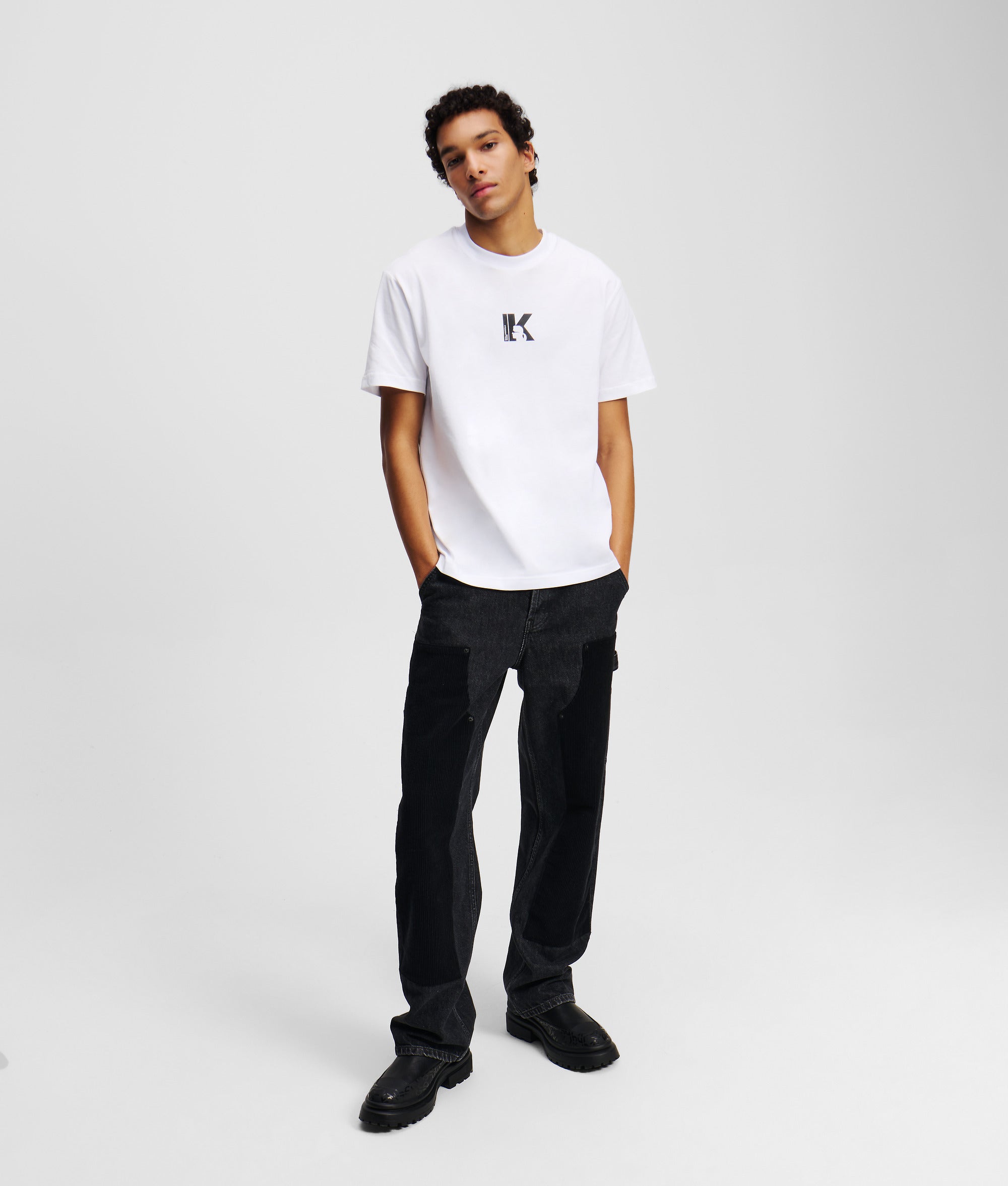T-shirt met K-logo