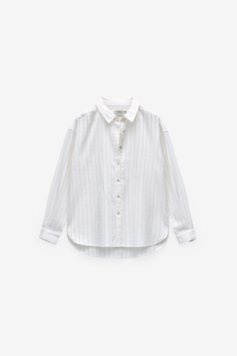 CAMISA COM RISCAS DE FANTASIA