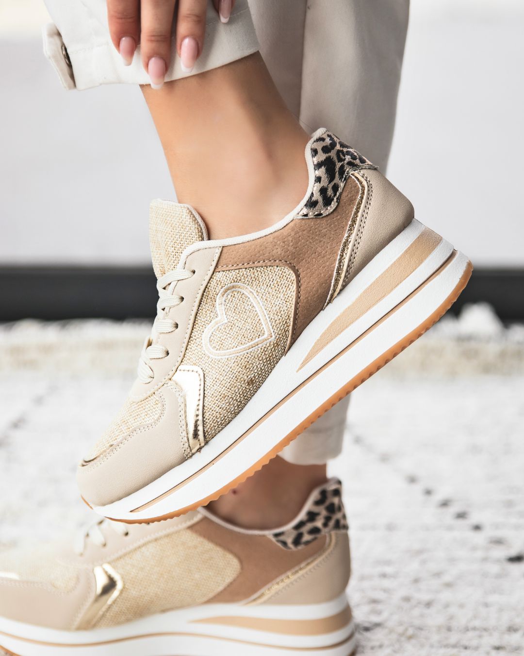 Basket femme beige à lacets - Junon