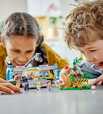 LEGO? Friends - Reportagevogn 41749 - 446 Dele