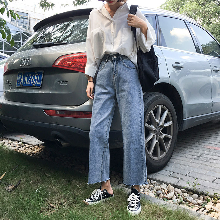 Cerauno - Cropped Straight Leg Jeans