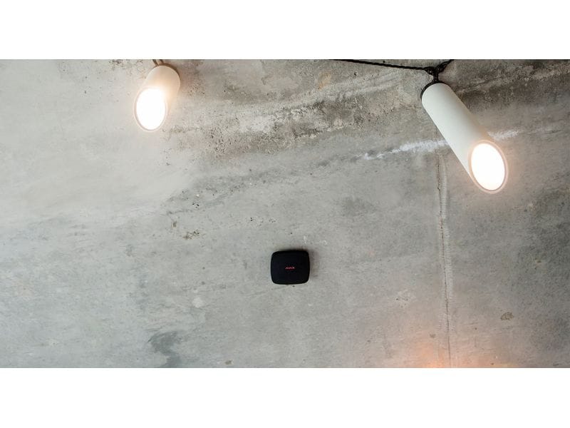 AJAX FireProtect Plus Jeweller Schwarz Kabelloser kombinierter Hitze-, Rauch- und CO-Melder mit austauschbaren Batterien