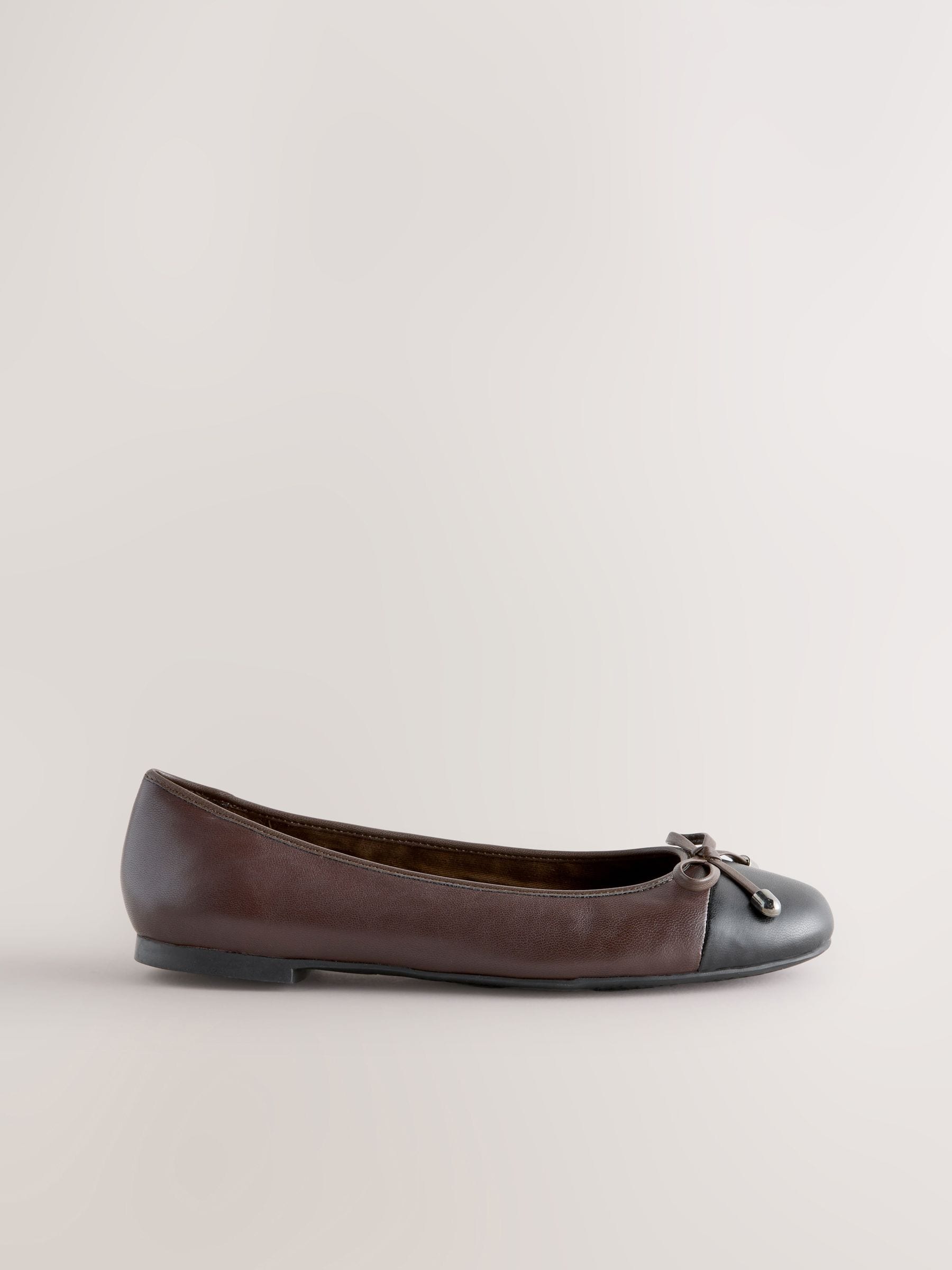 Chocoladebruin - Leren Ballerina's met ronde neus