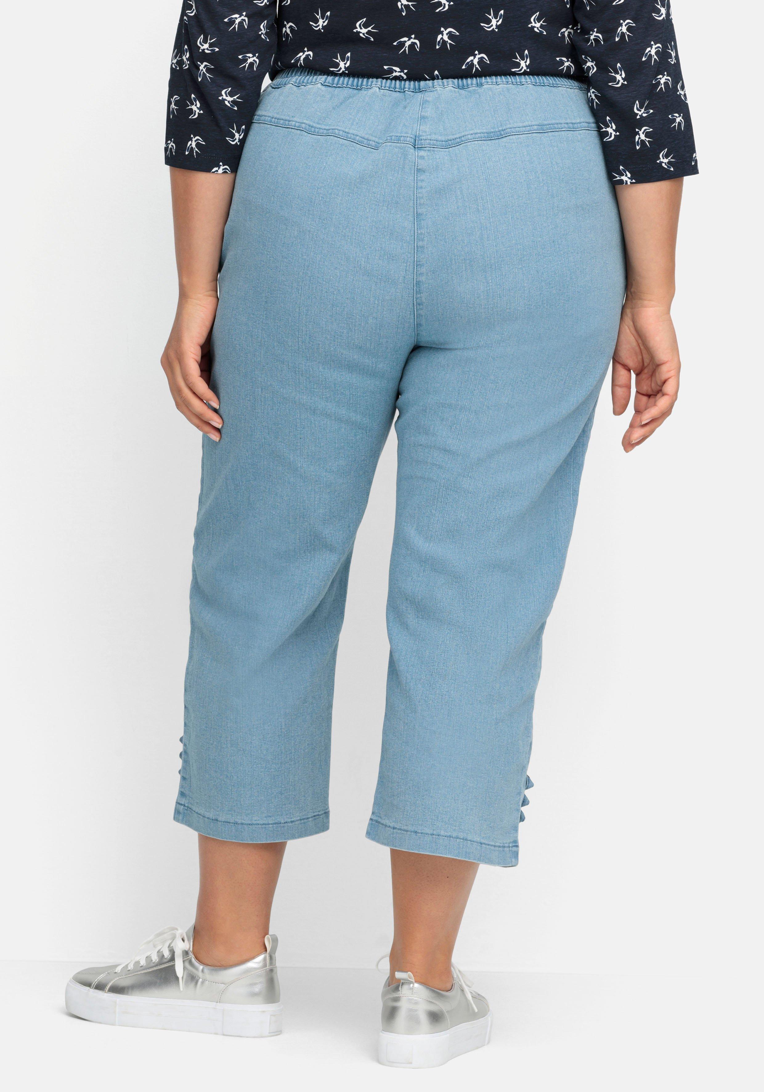 7/8-Jeans mit Zierknöpfen am Saum
