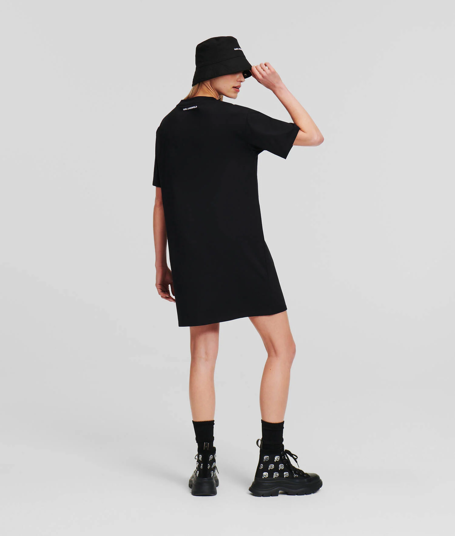ROBE T-SHIRT K/IKONIK