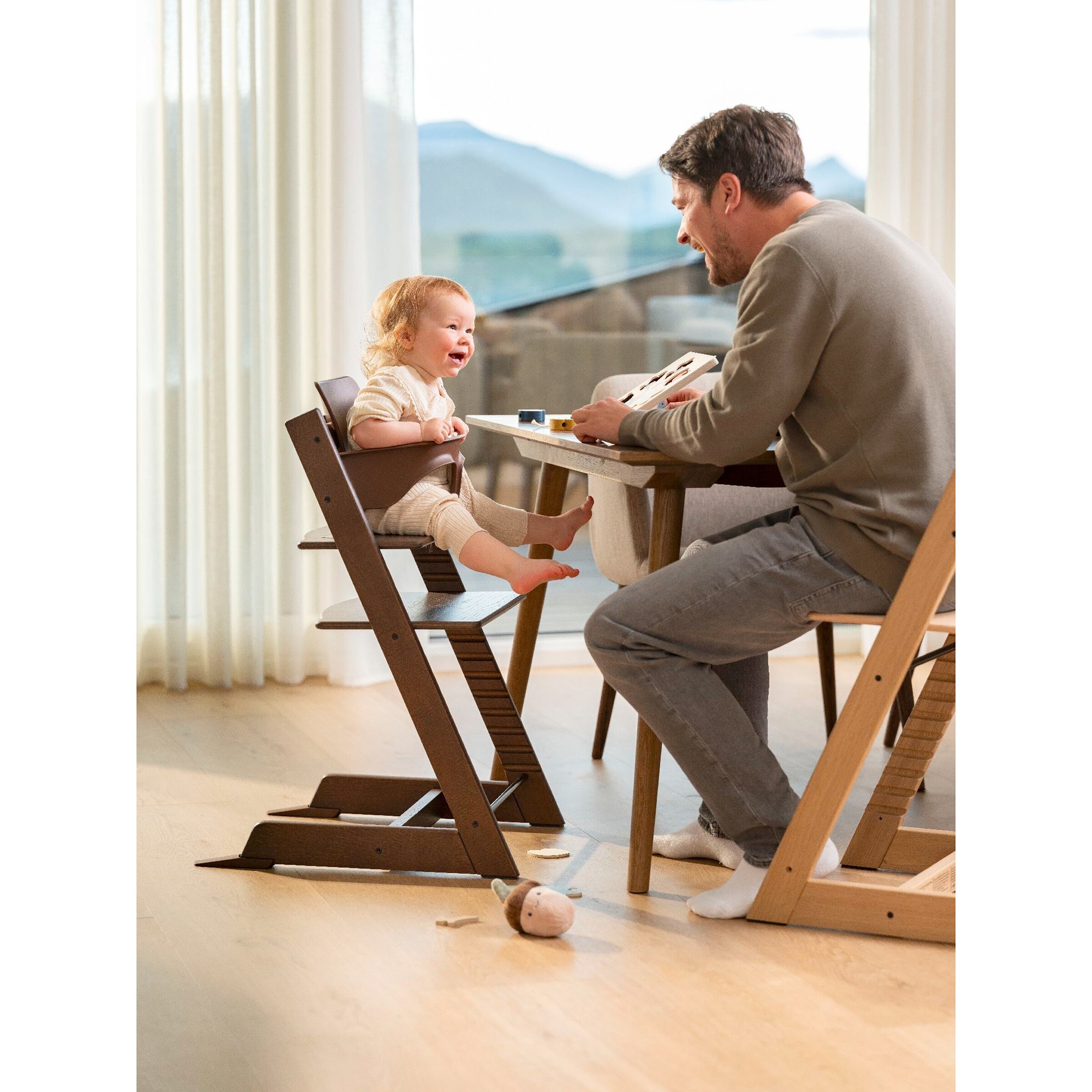 Stokke® - TRIPP TRAPP® Treppenhochstuhl Eiche Warm Brown
