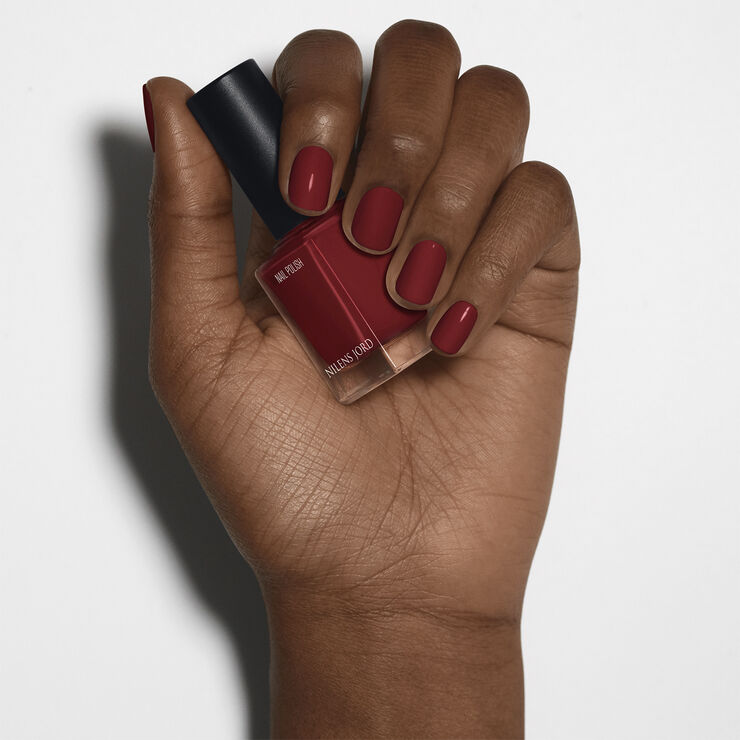 Nilens Jord Nail Polish Maroon Red