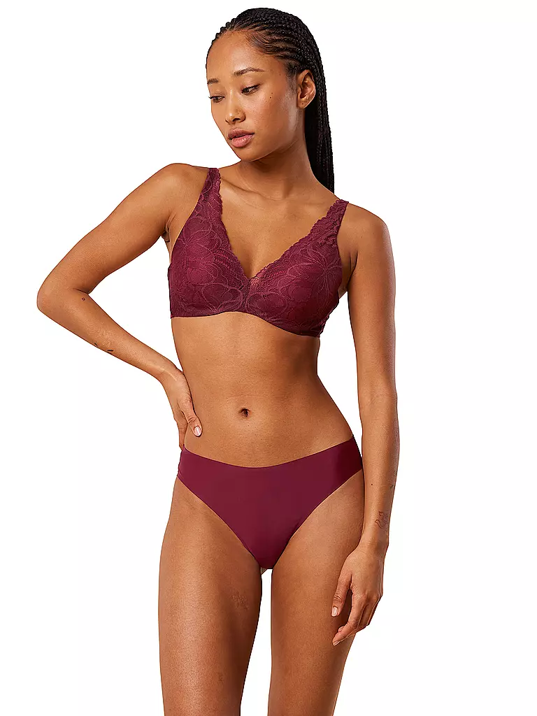 TRIUMPH Slip BODY MAKE-UP ILLUSION LACE woodrose dunkelrot