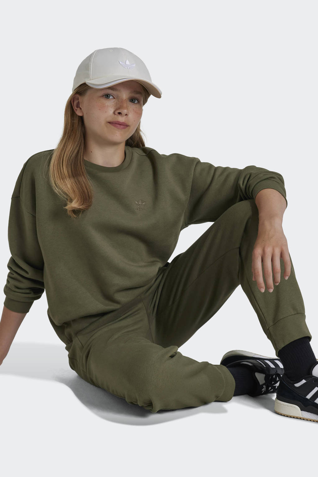 adidas joggingbroek olijfgroen