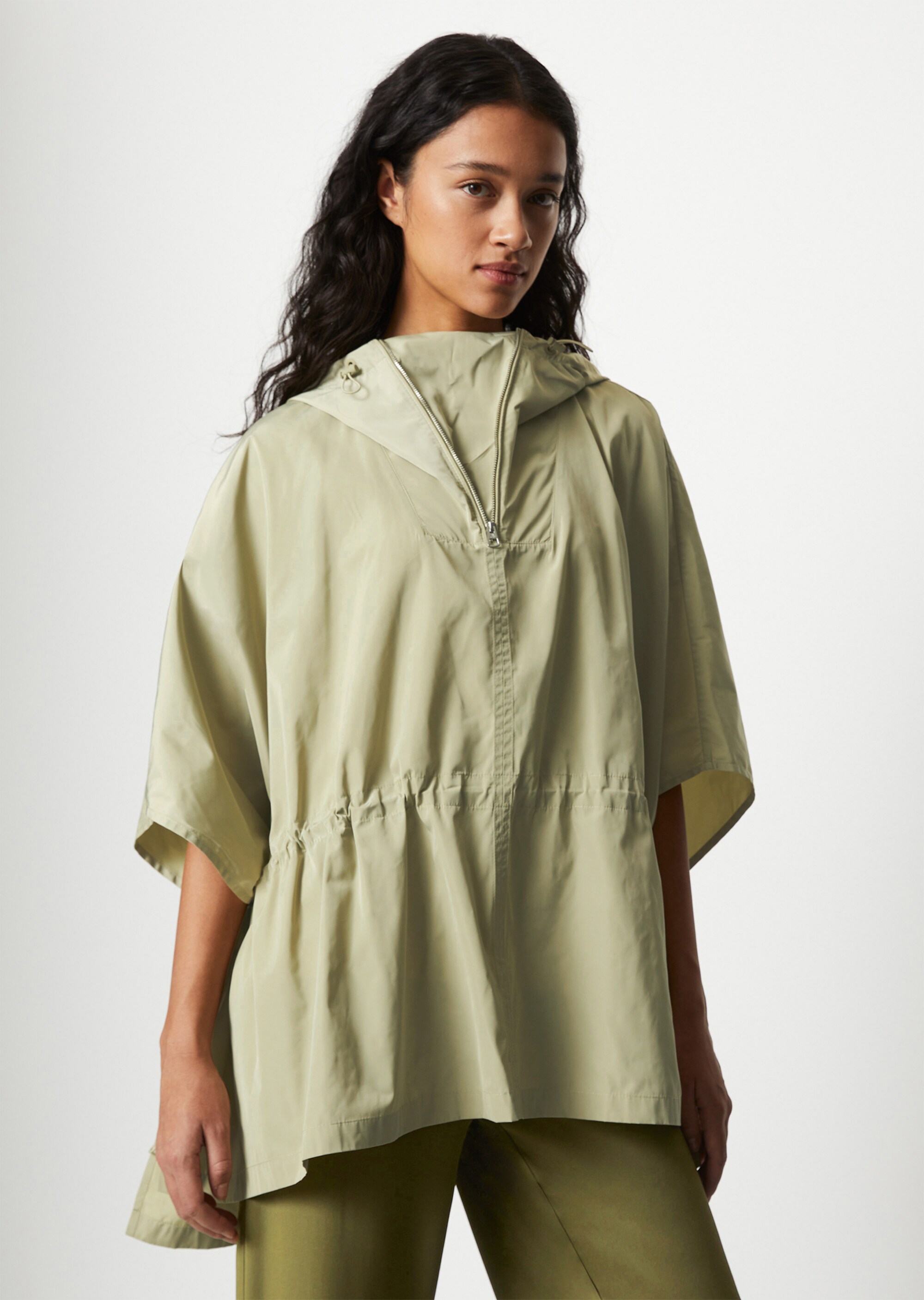 Cape oversizedaus recyceltem Polyester