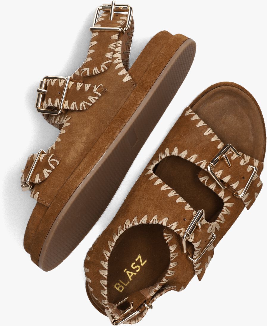 BLASZ camel blasz sandalen lpmag-15