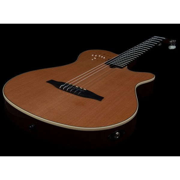 Godin Multiac Grand Concert Deluxe