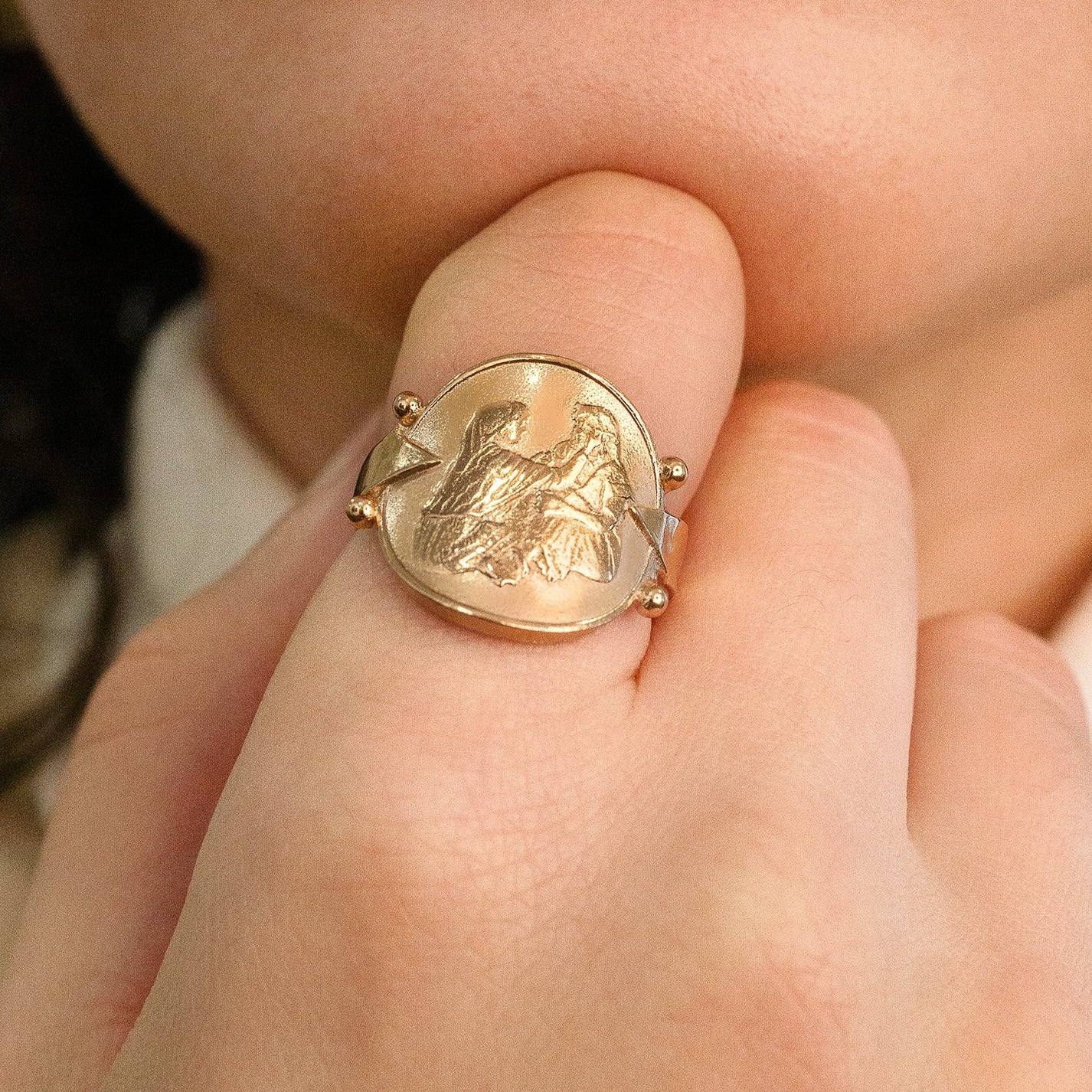 Bague Je prends soin de toi, tu prends soin de moi. Atelier Indépendant