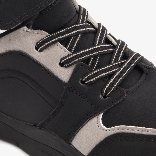 Blue Box hoge jongens sneakers