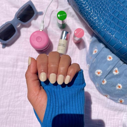 Le Mini Macaron Gel Polish, Cotton