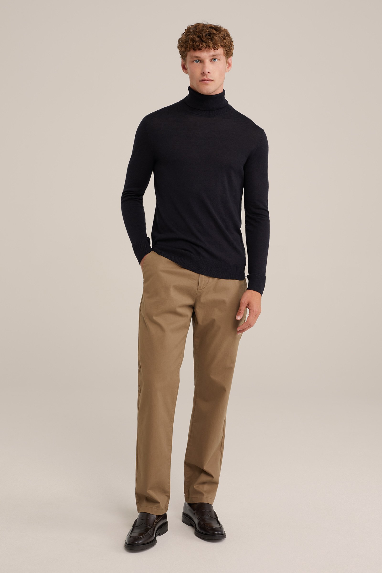 regular fit chino met stretch Fundamentals Lichtbruin