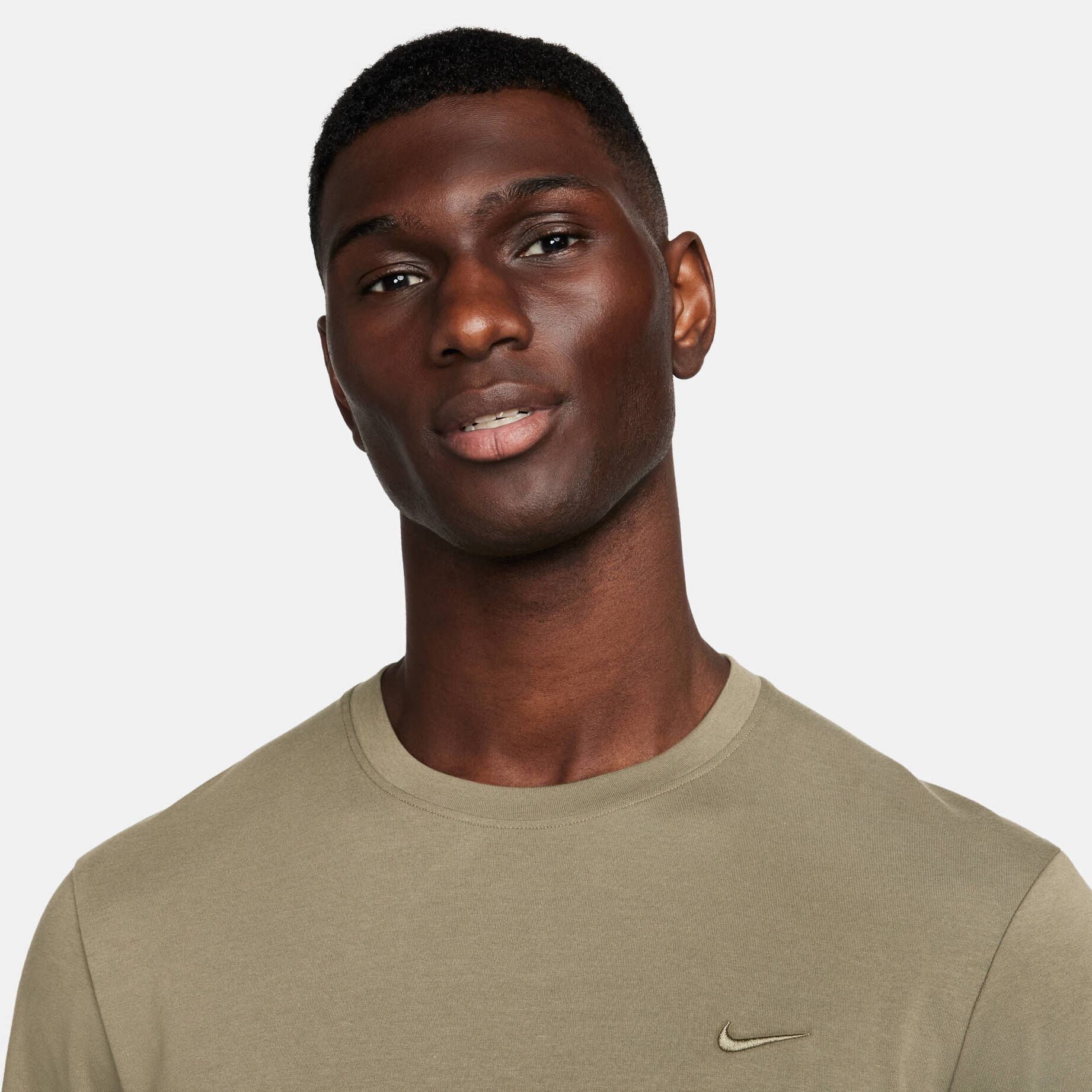 Nike| Herren Trainingsshirt PRIMARY Longsleeve Dri-FIT