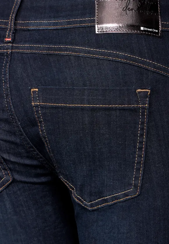 Slim Fit Jeans - dipped use wash