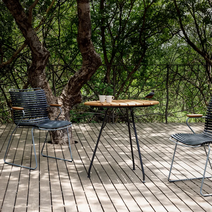 HOUE - CLICK Outdoor Dining Armlehnstuhl mit niedriger Lehne, muted white