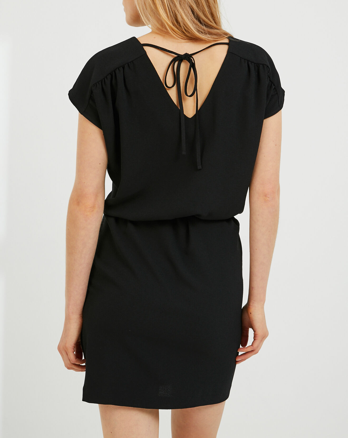 Cyrillus Robe en crêpe ultra noire