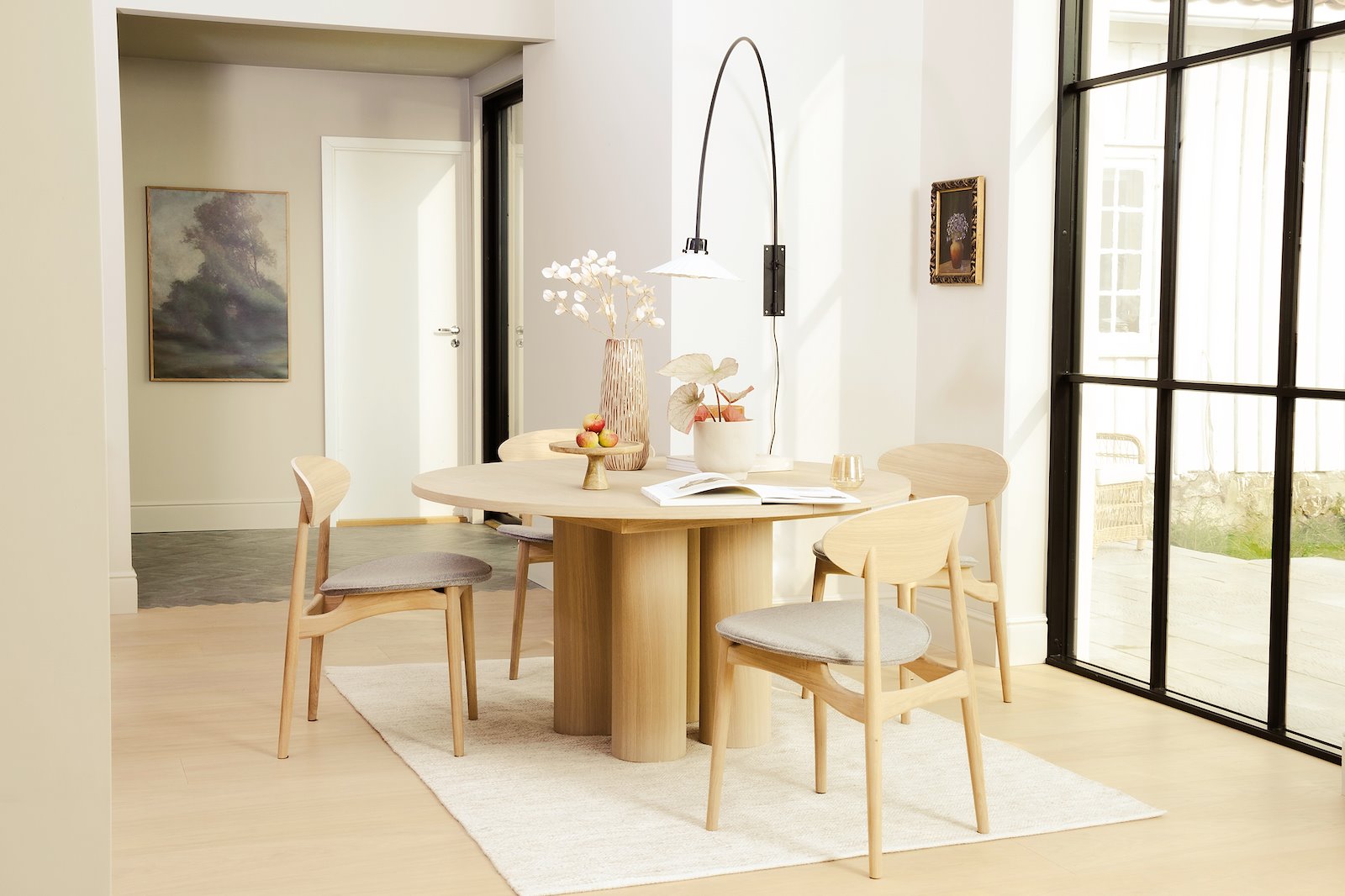 Karla spisestol Hvitoljet eik med tekstil Jenny offwhite