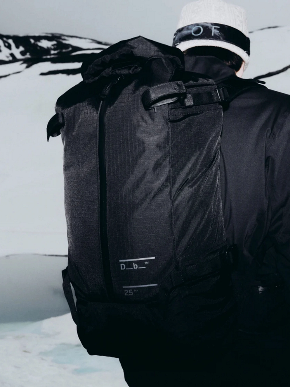 Db Snow Pro 25L Backpack black out