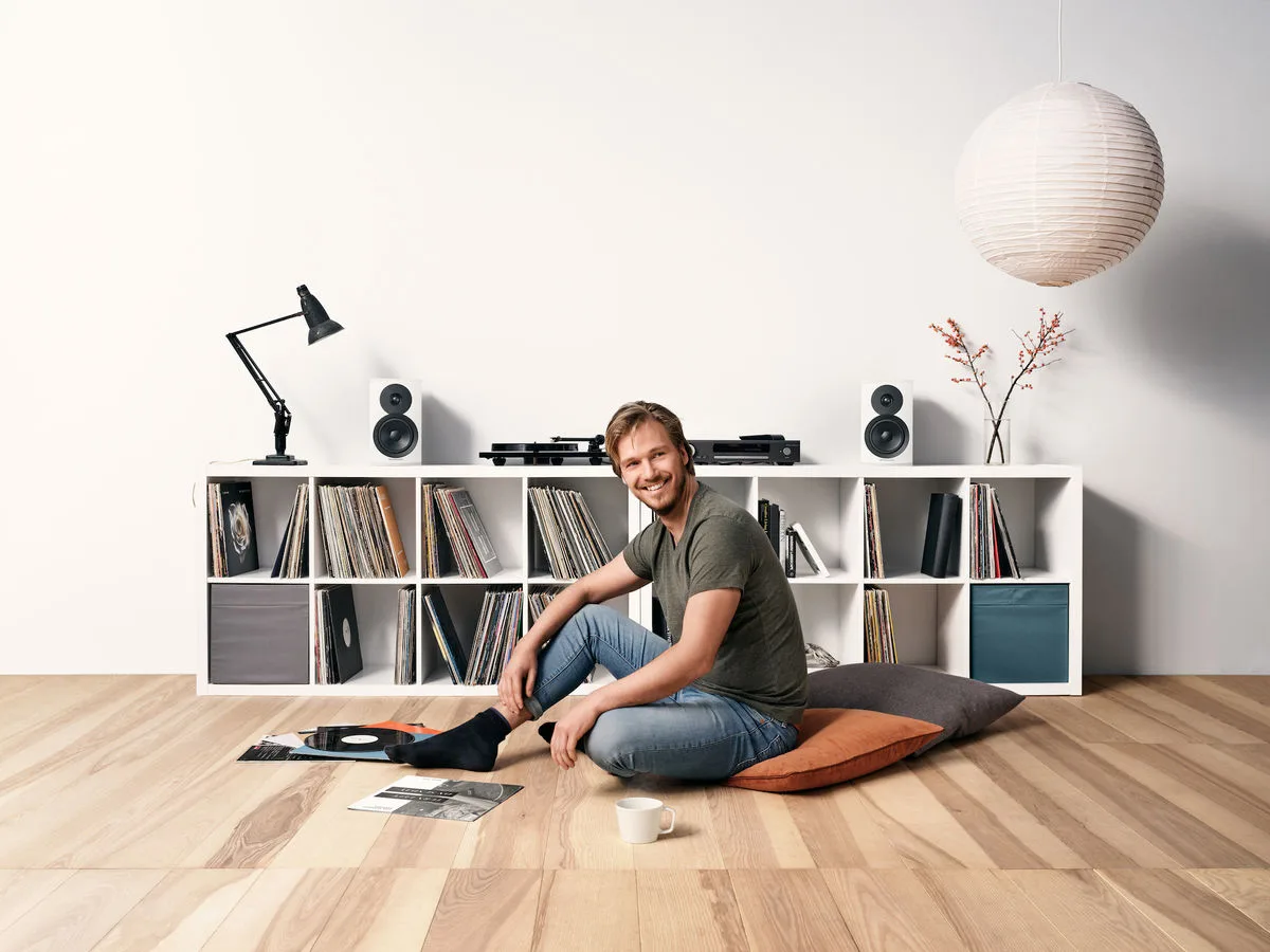 Dynaudio Emit 10 Blanc satiné (la paire) Enceintes bibliothèque