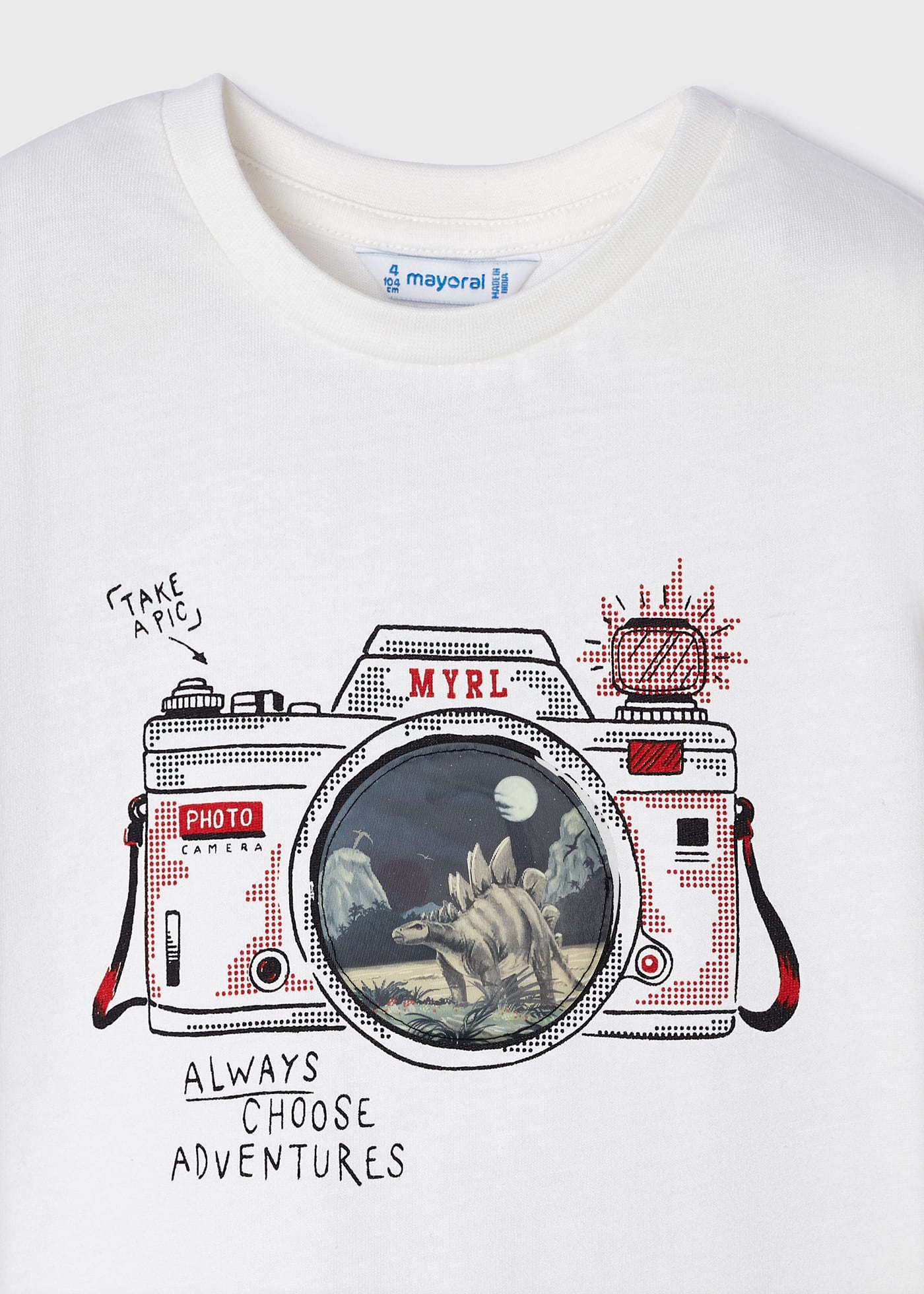 Camiseta de manga curta com estampa interativa para meninos