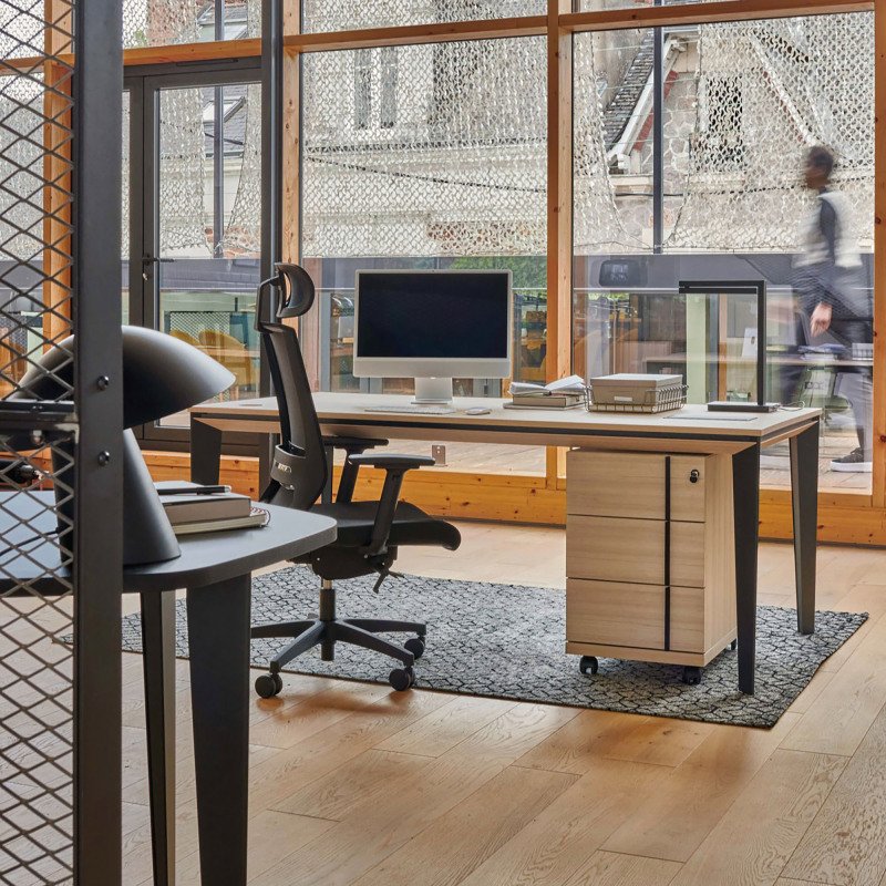 Bureau droit Direction Onyx chêne clair