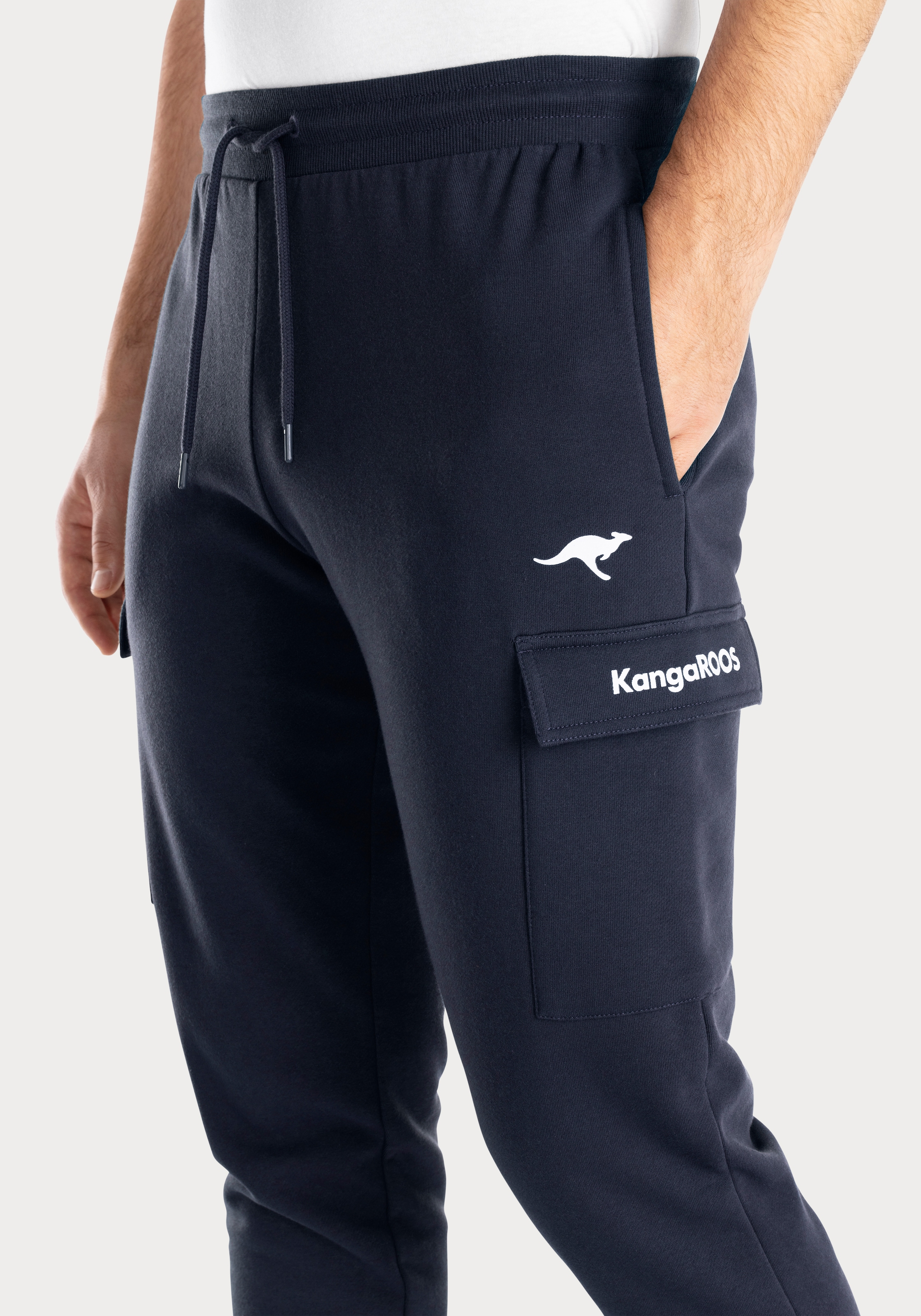 KangaROOS Sweathose  Jogginghose mit Kordel, Relaxhose leichte Sweat-Qualtität
