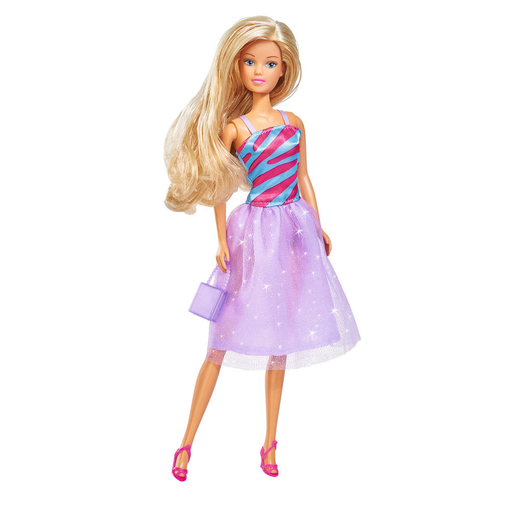 Steffi Love pop met avondkledij